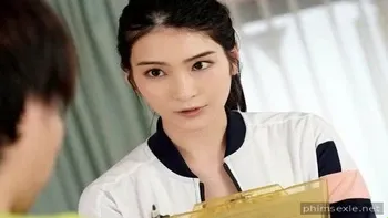 Cô giáo viên quyến rũ và 2 cậu học sinh cá biệt